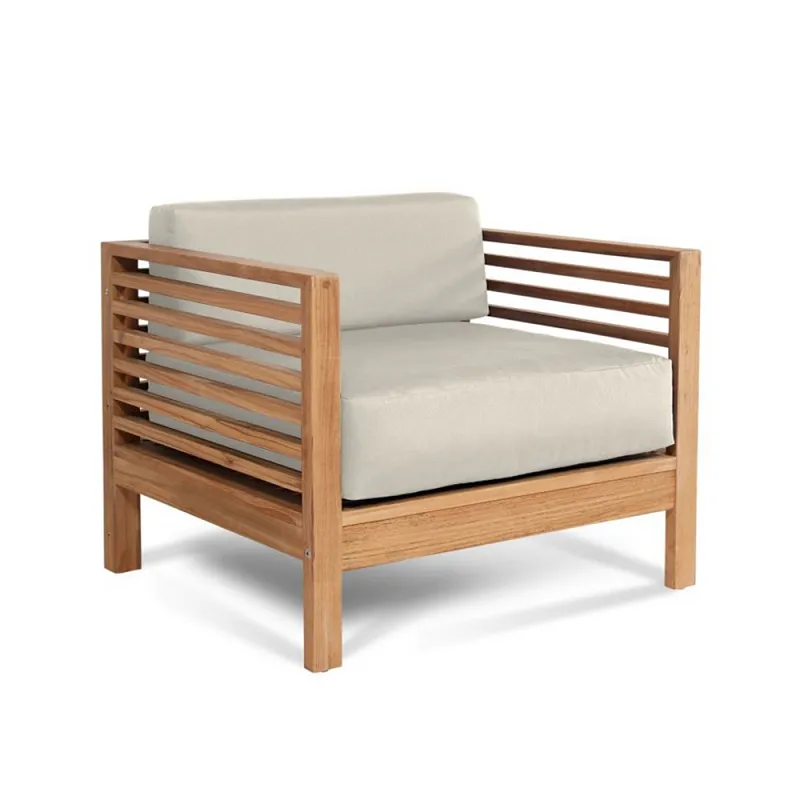 Drevené záhradné sedadlo